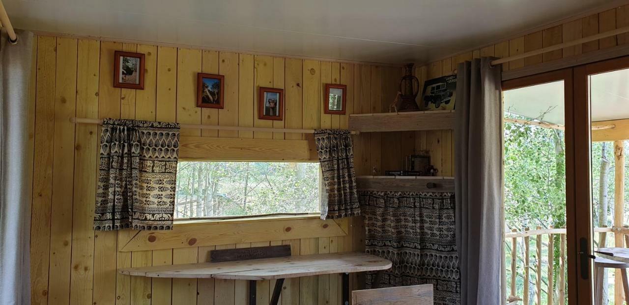 Villelaure La Cabane Perchee מראה חיצוני תמונה
